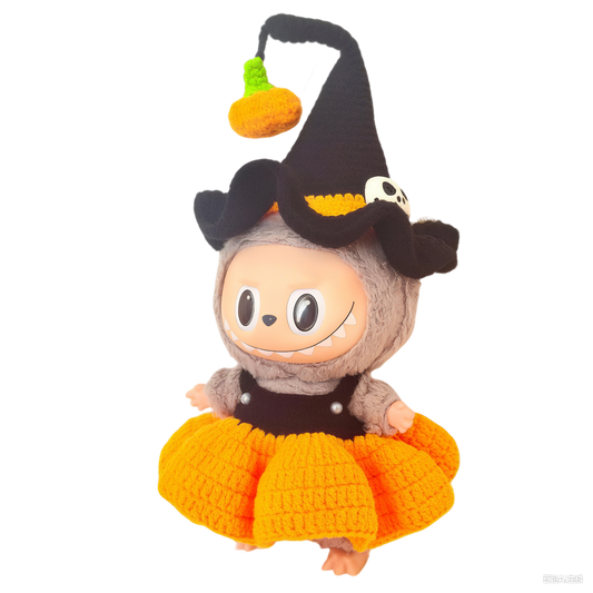 Halloween Pumpkin Witch Outfit for Labubu & 17cm Dolls – Cute Handmade Knit Costume with Hat & Bag